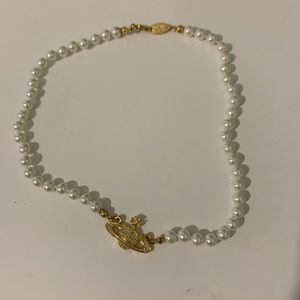 vivienne westwood pearl choker